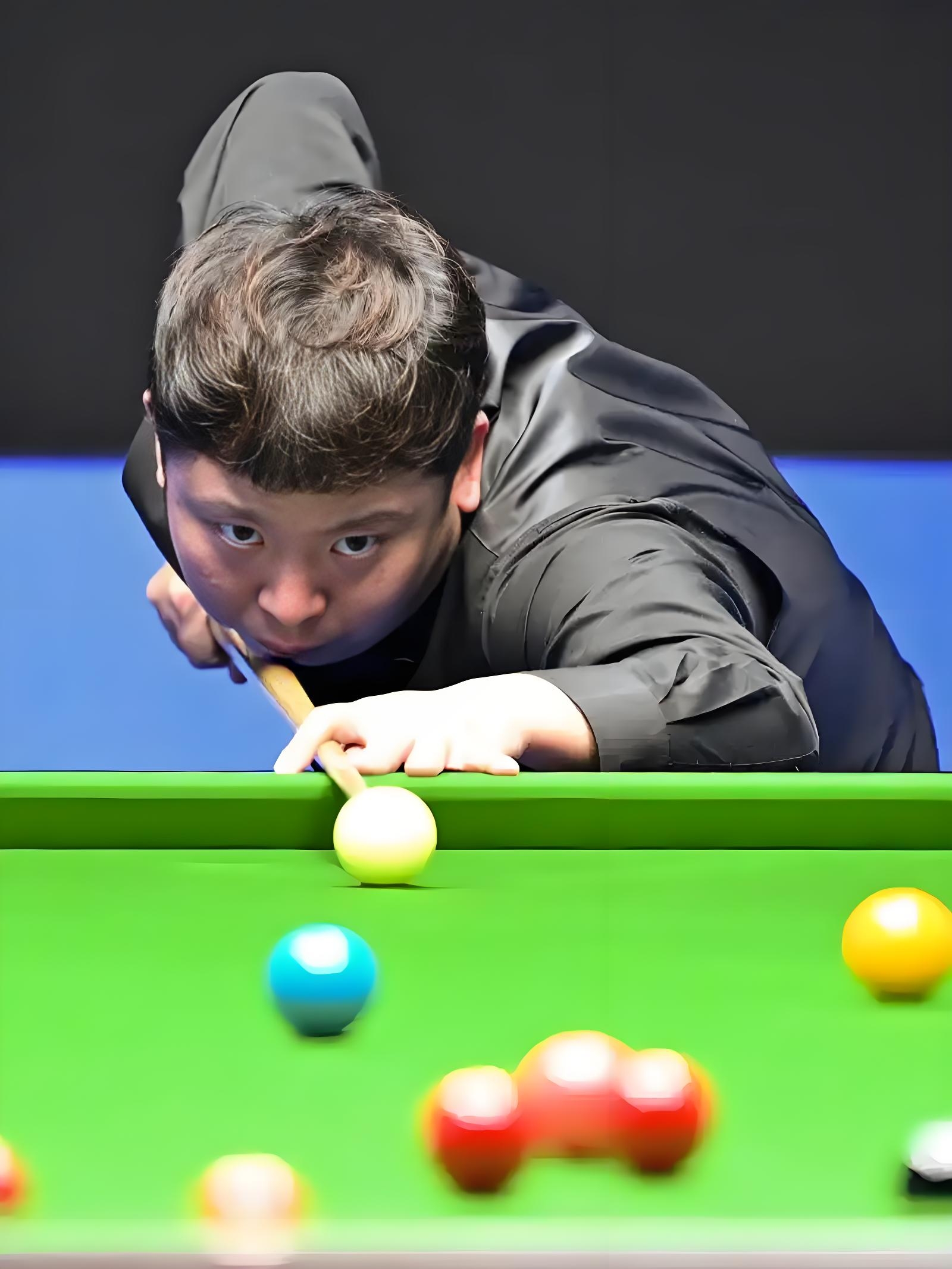 现了国足顶 现了国足顶