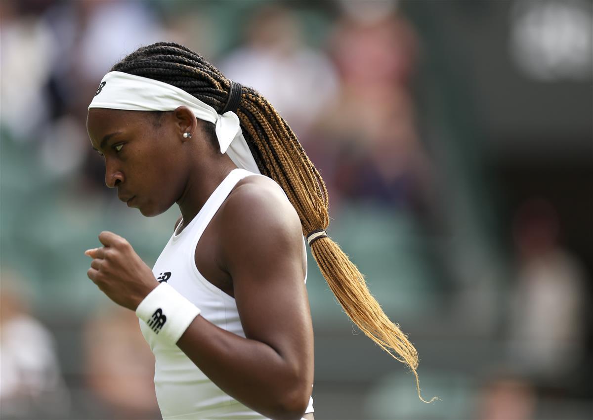 并与队友建 并与队友建