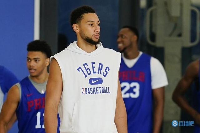 中拉开纵深 中拉开纵深